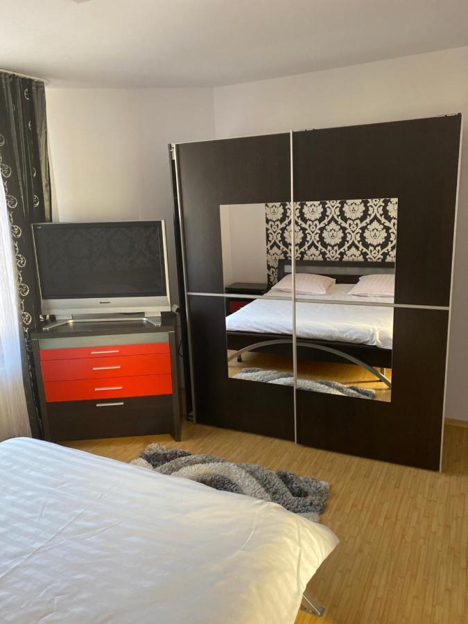 Casa Cu Flori Moisei Hotell Exteriör bild